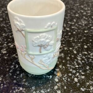 Avon Serene Beginning Bathroom Tumbler
